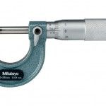 Mitutoyo-Outside-Micrometers-0-25mm-103-137